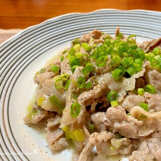 ガッツリ♡ネギ塩豚炒め（ネギ塩豚丼）